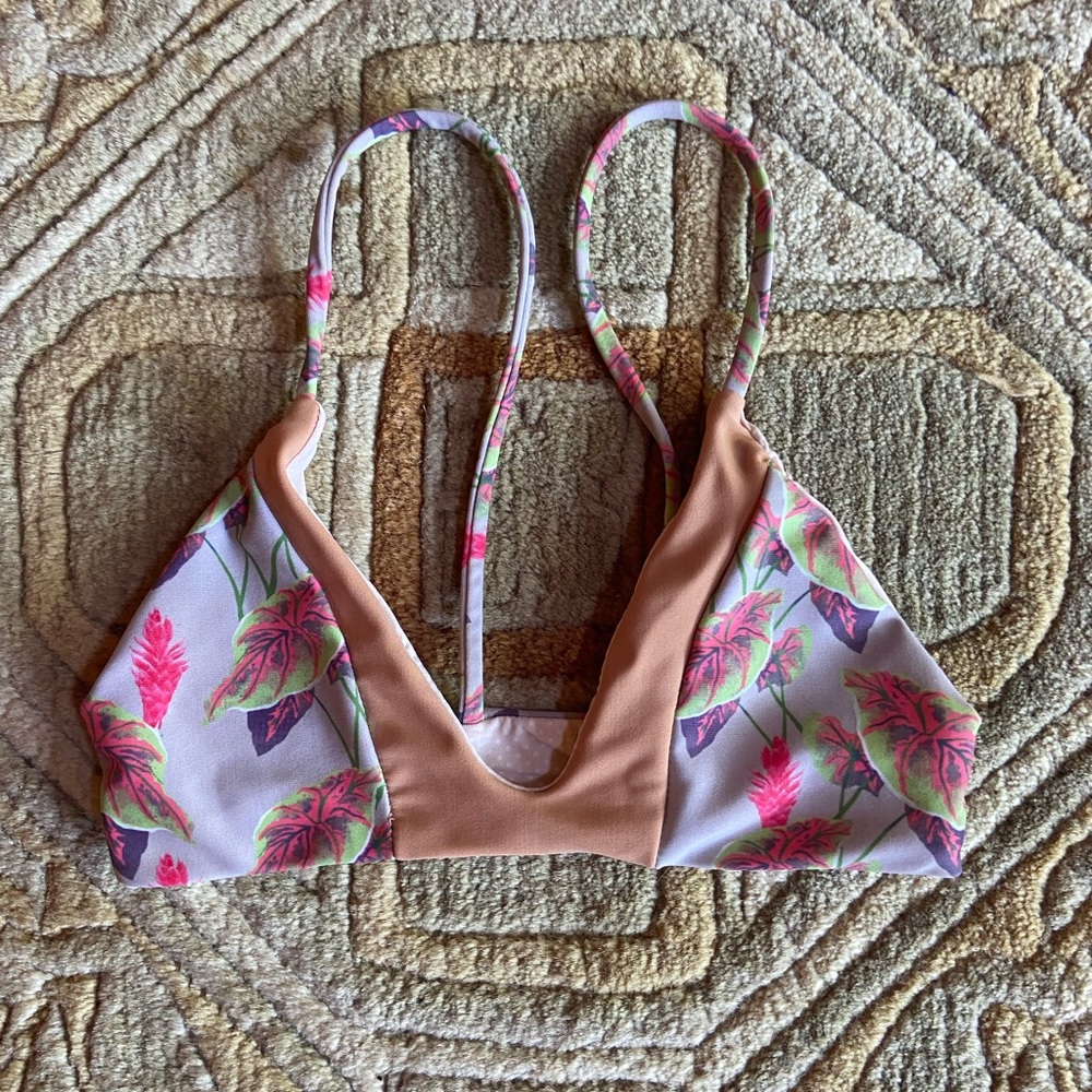ACACIA SWIMWEAR size PETITE swim top